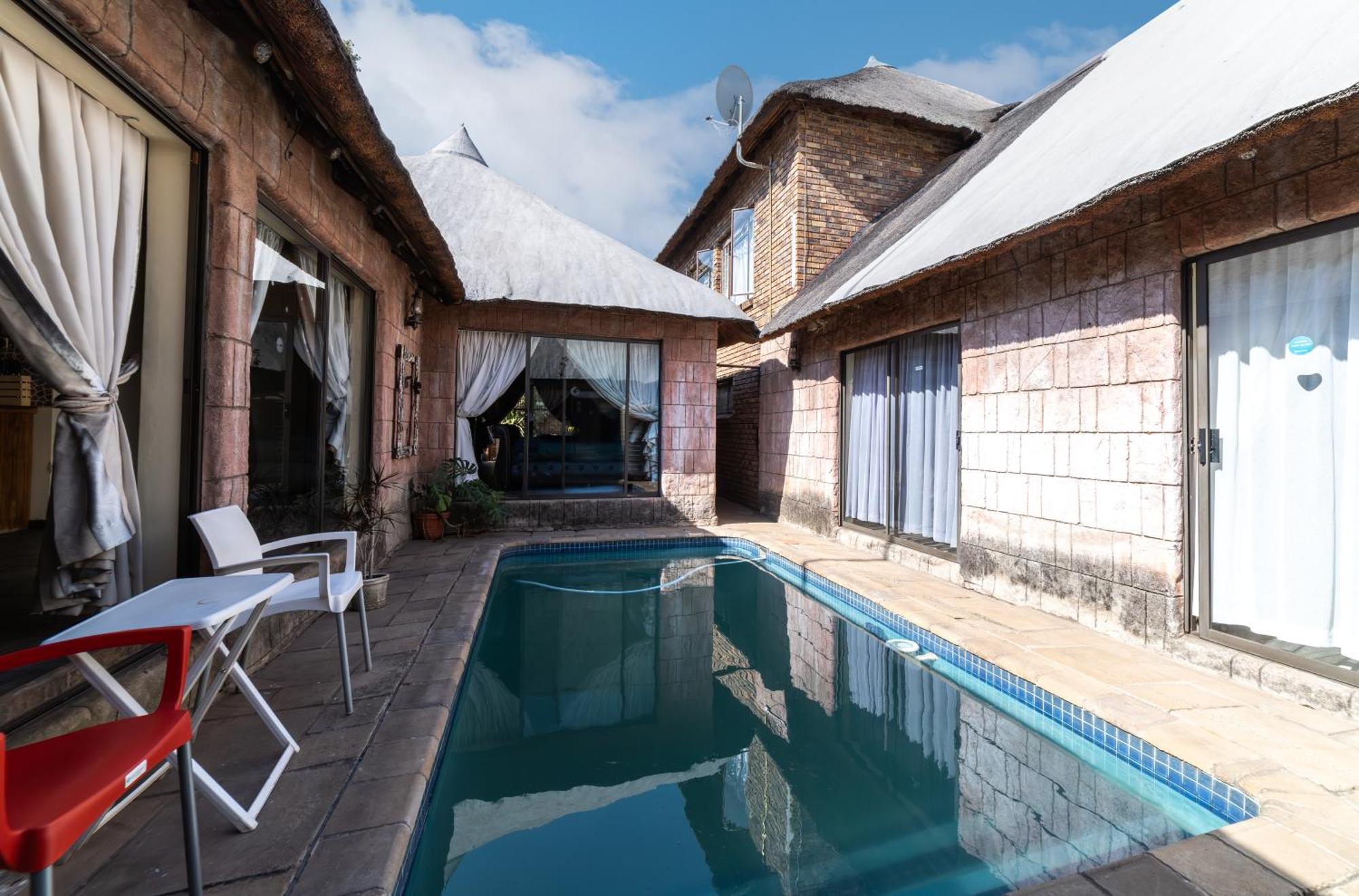 Thatch Haven Guesthouse Centurion Luaran gambar