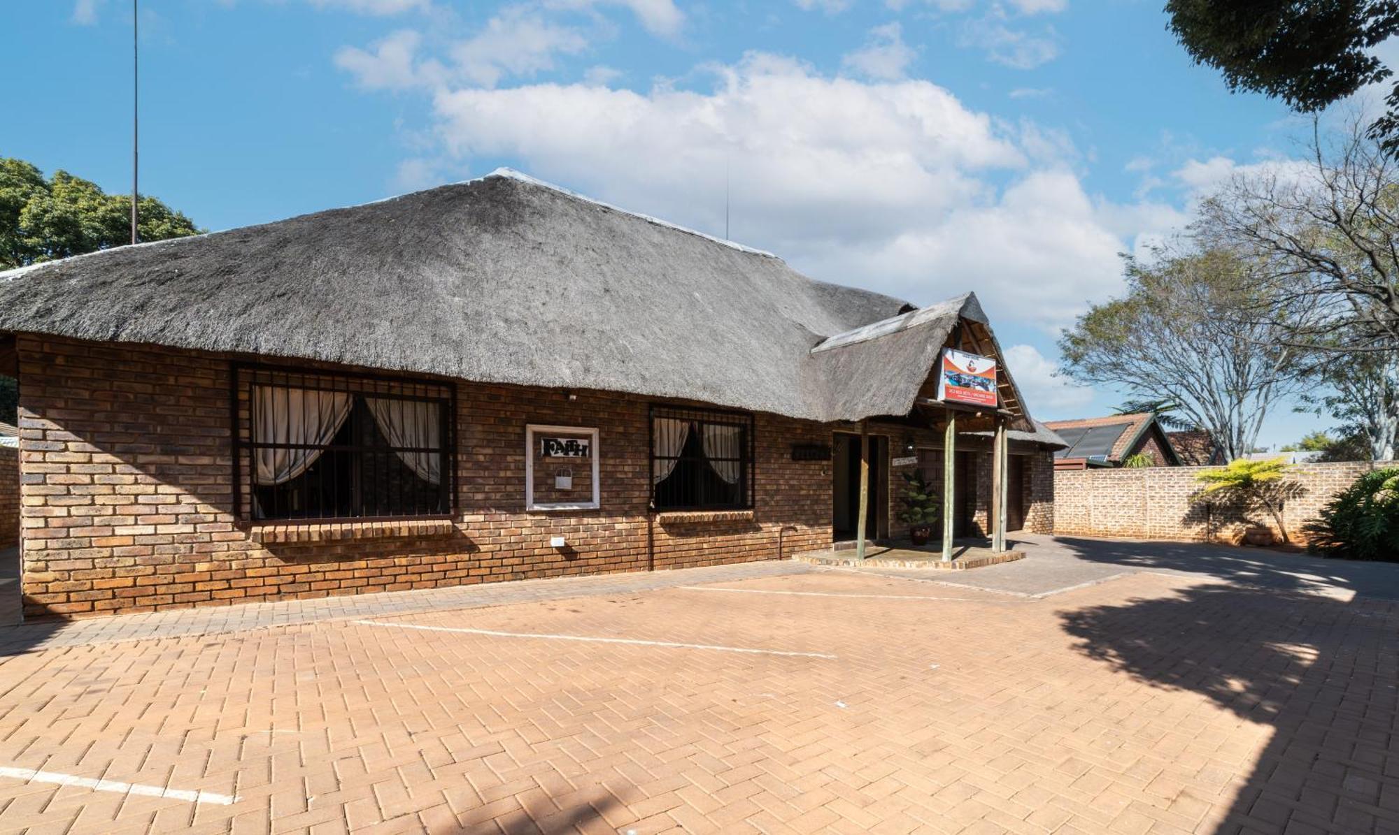 Thatch Haven Guesthouse Centurion Luaran gambar
