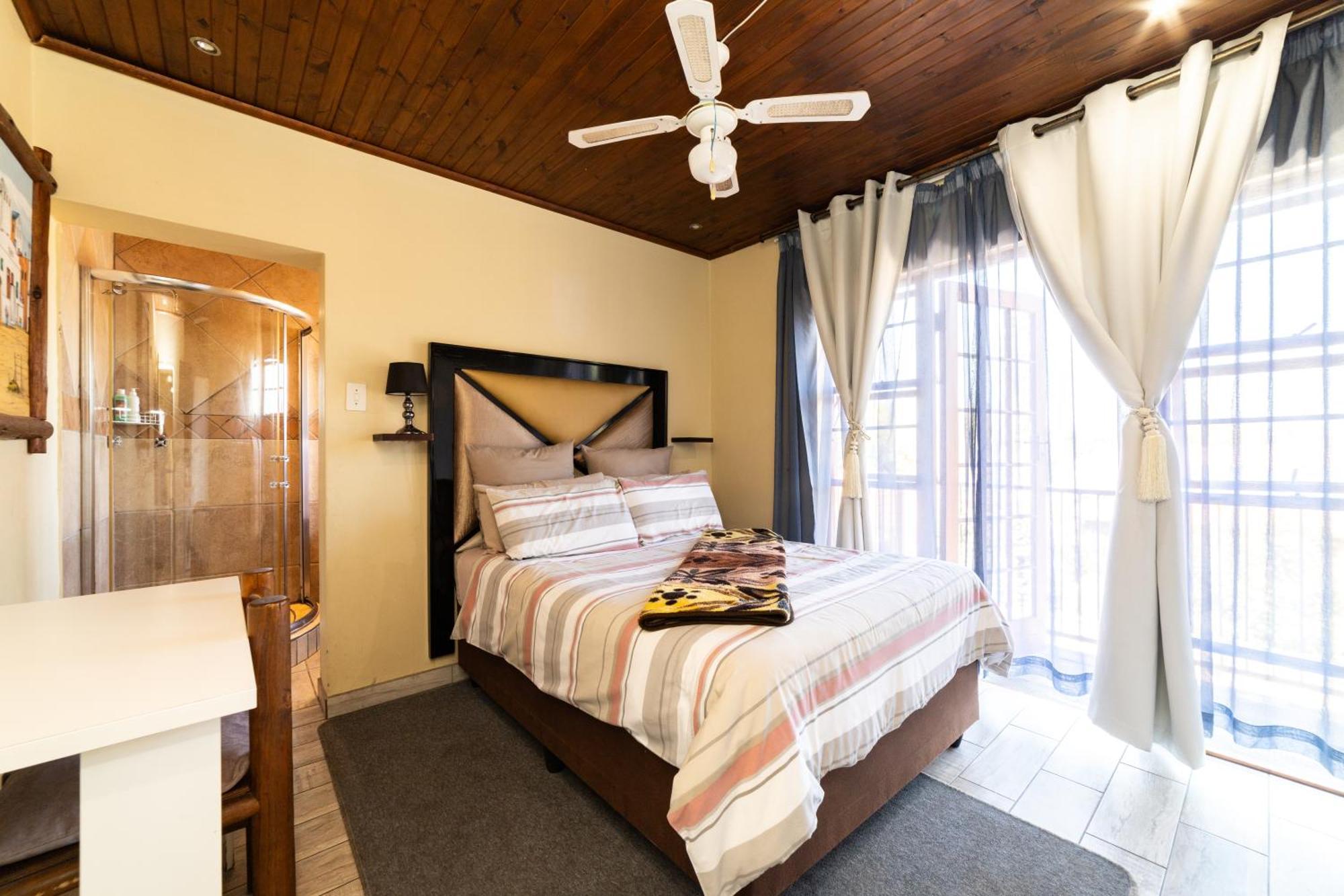 Thatch Haven Guesthouse Centurion Luaran gambar