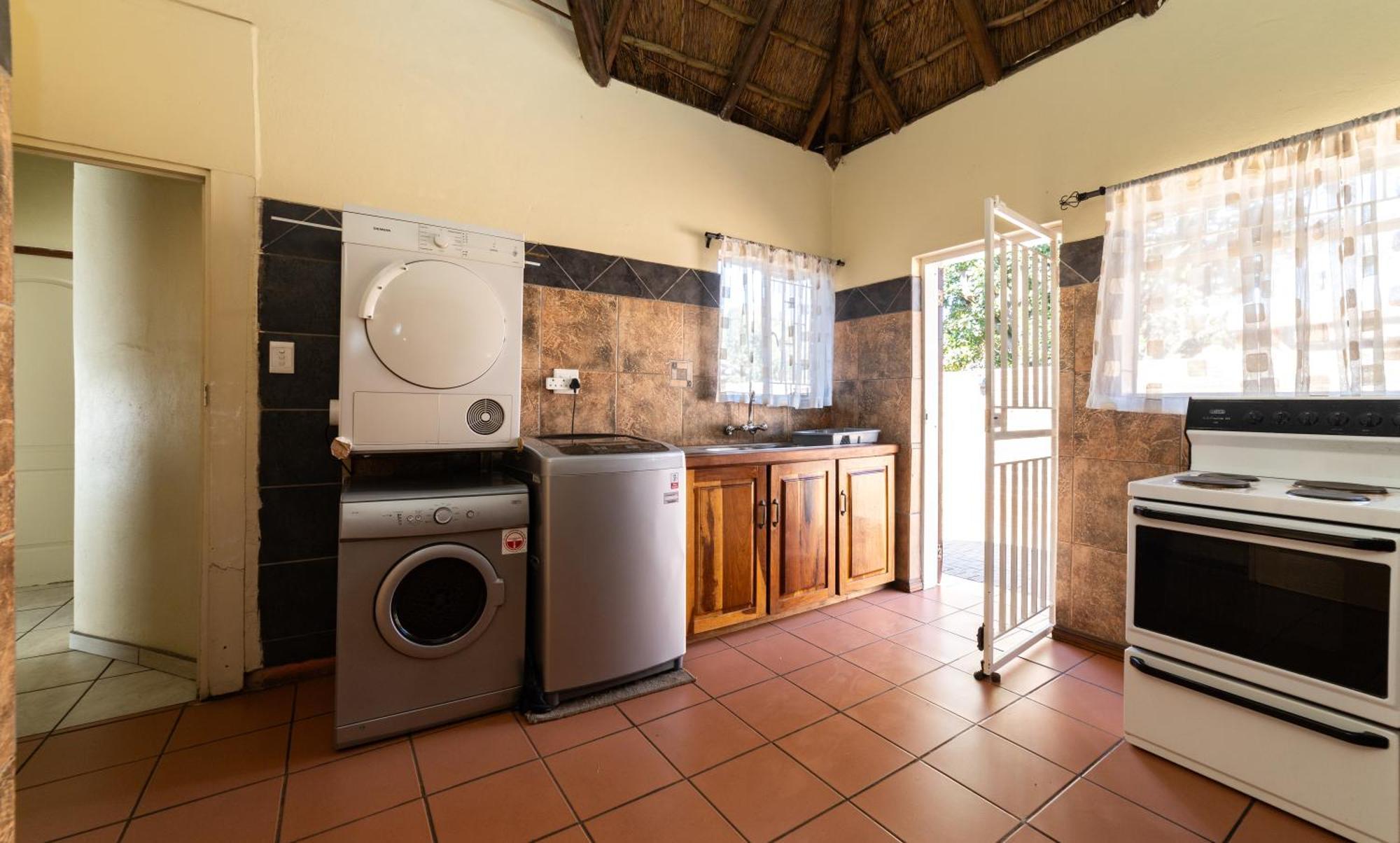Thatch Haven Guesthouse Centurion Luaran gambar