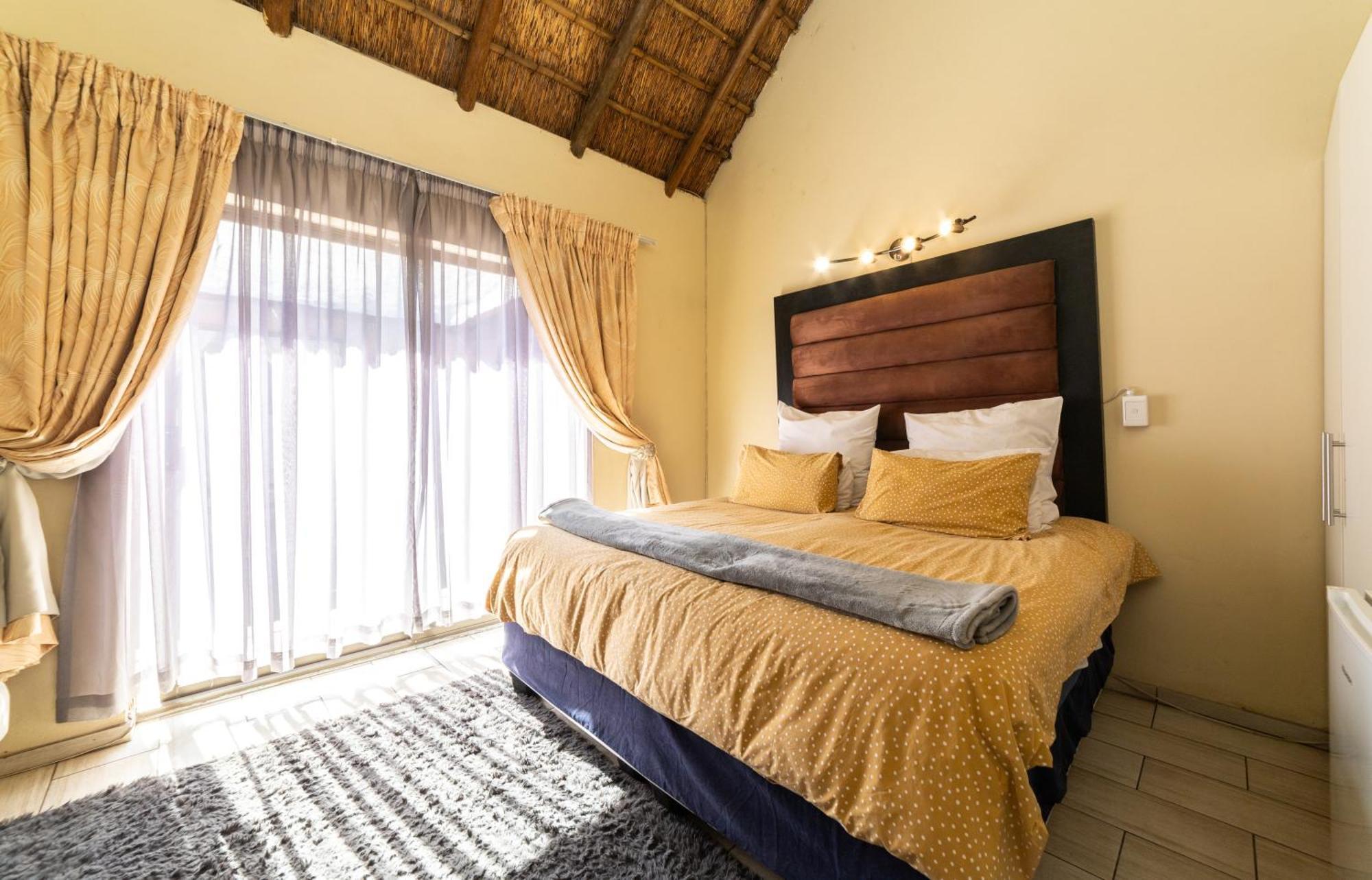 Thatch Haven Guesthouse Centurion Luaran gambar