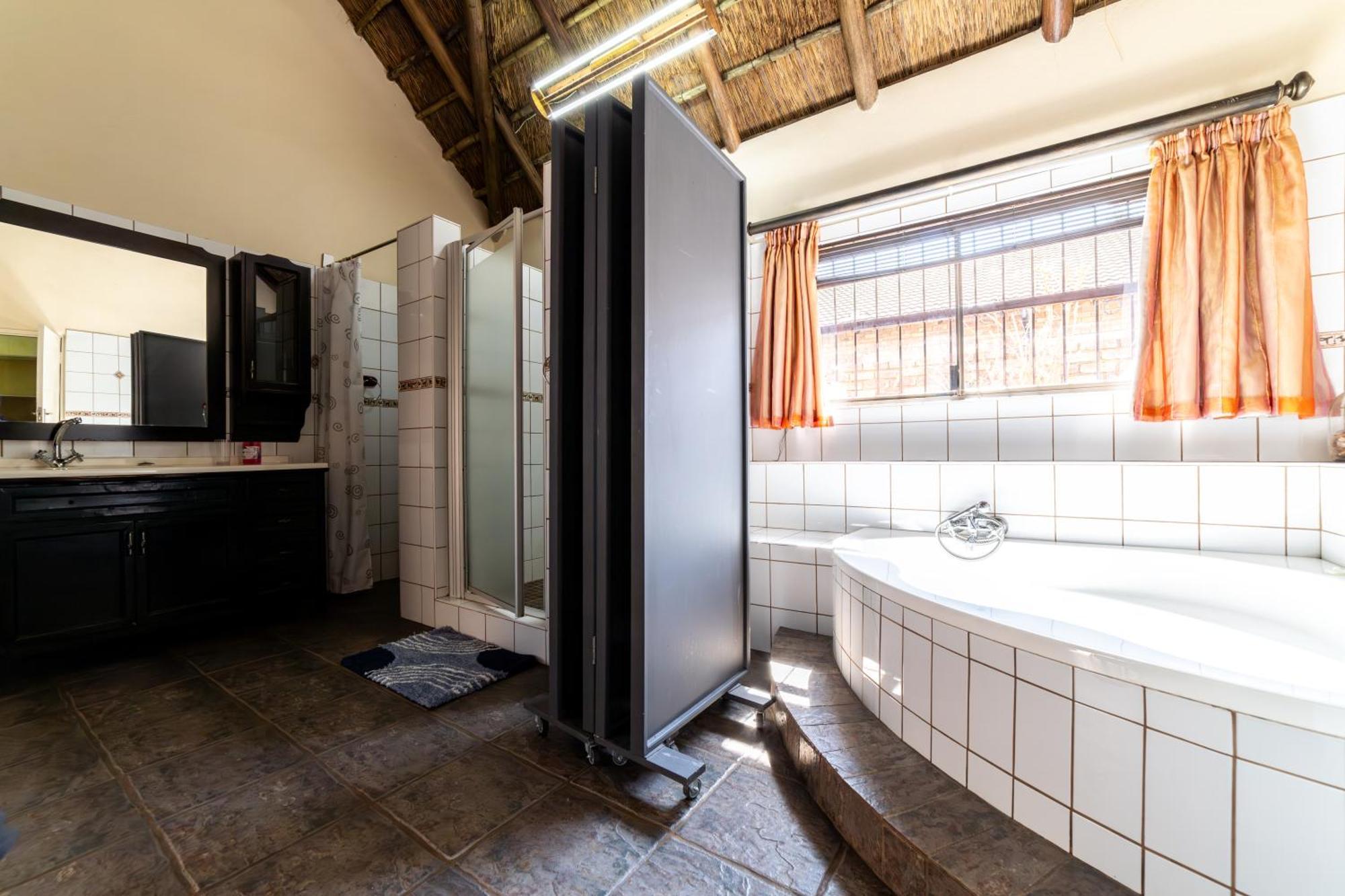 Thatch Haven Guesthouse Centurion Luaran gambar