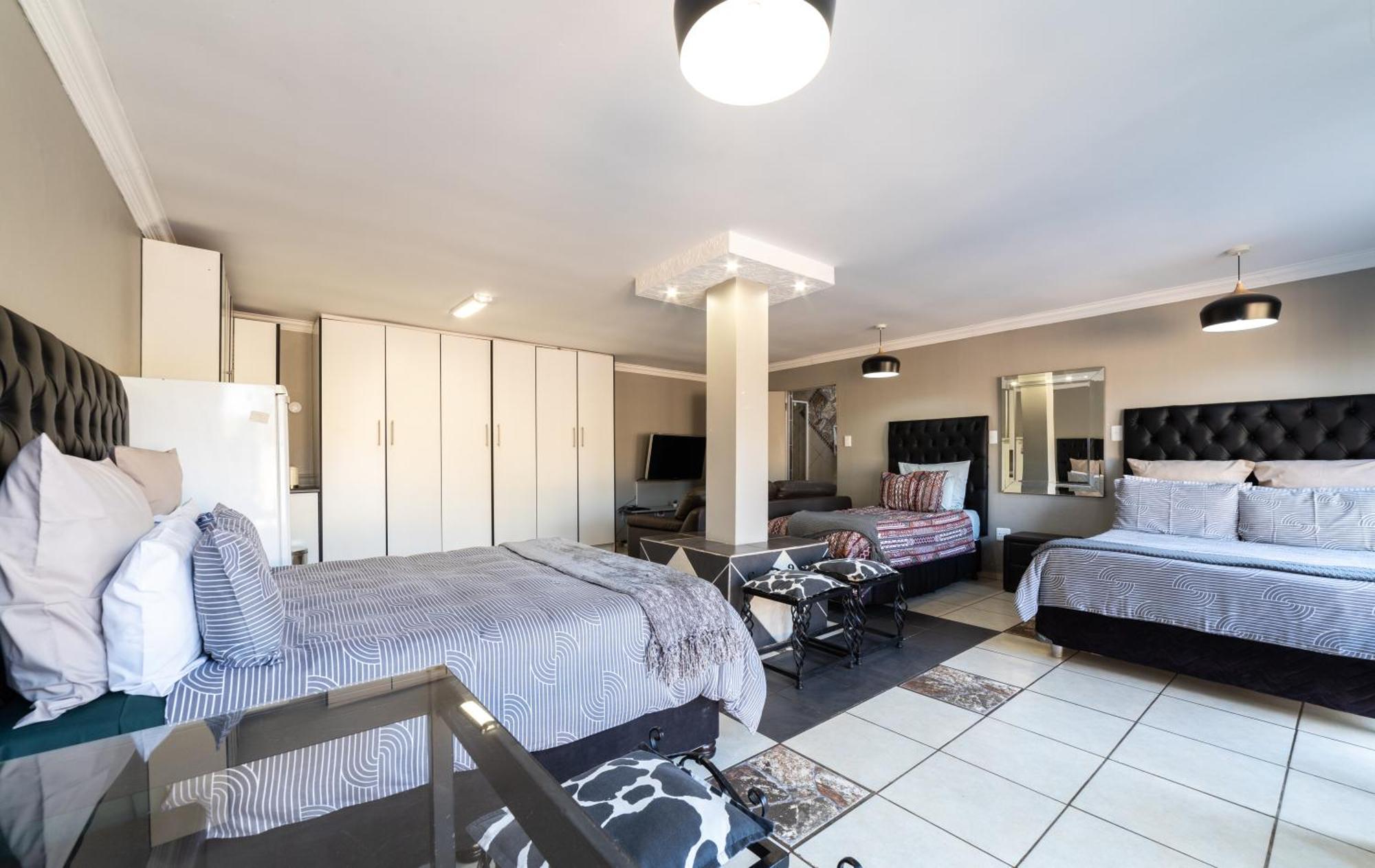 Thatch Haven Guesthouse Centurion Luaran gambar