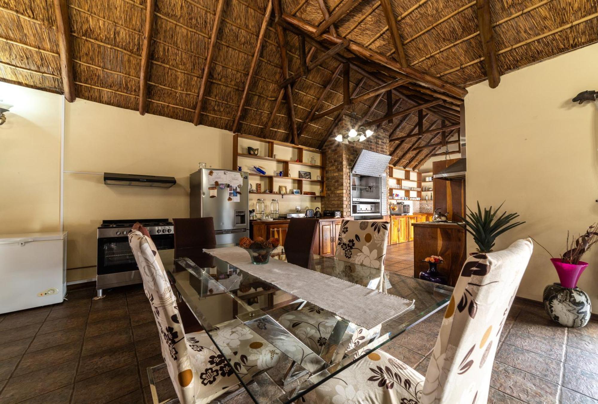 Thatch Haven Guesthouse Centurion Luaran gambar
