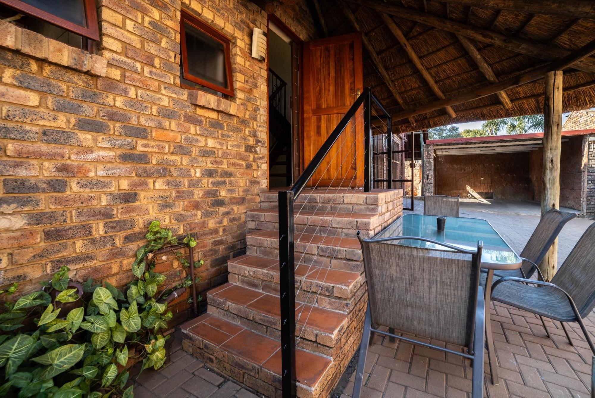 Thatch Haven Guesthouse Centurion Luaran gambar