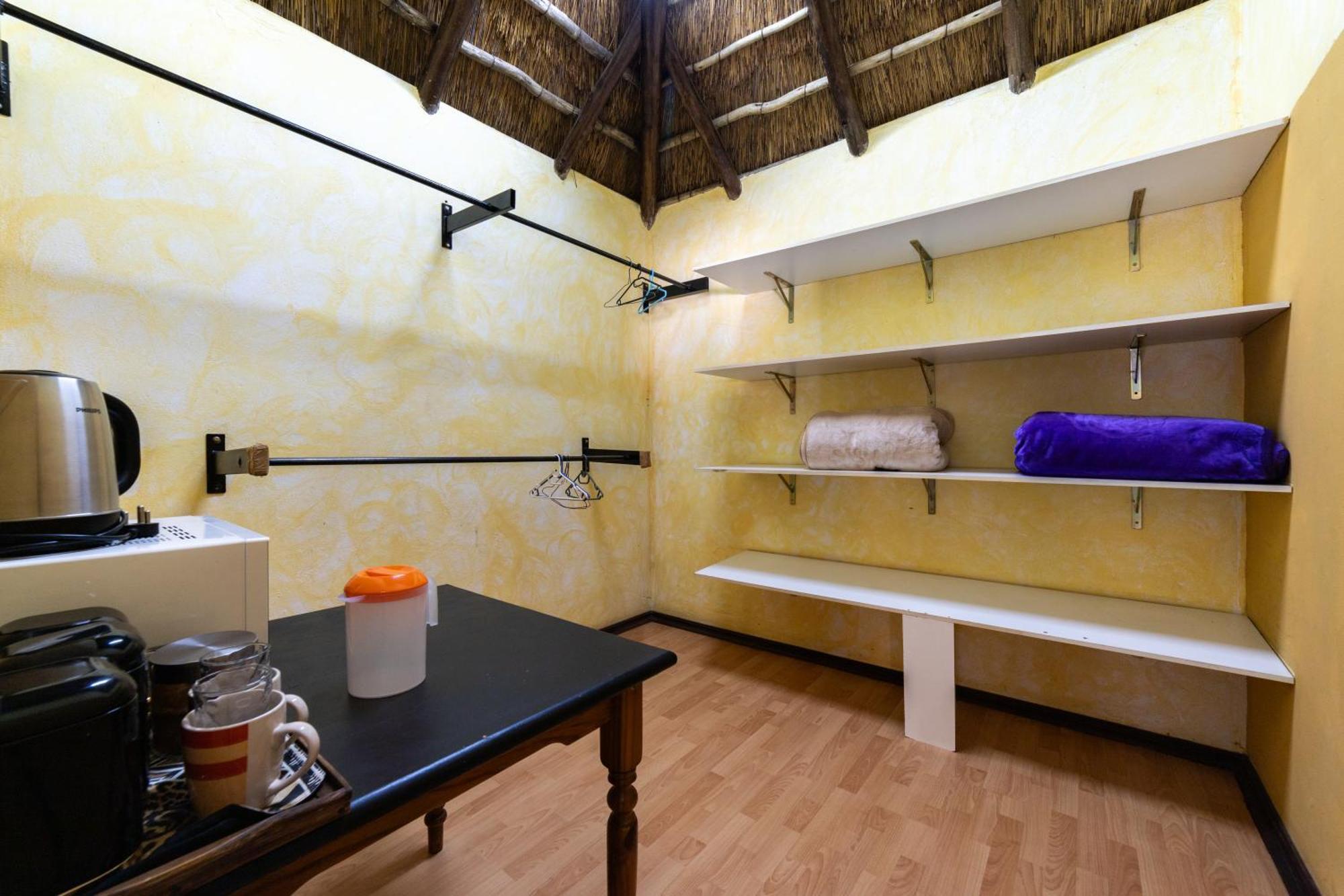 Thatch Haven Guesthouse Centurion Luaran gambar